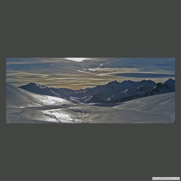 Intermediate Section Third Place - Apres le Ski by Jane Tyson
