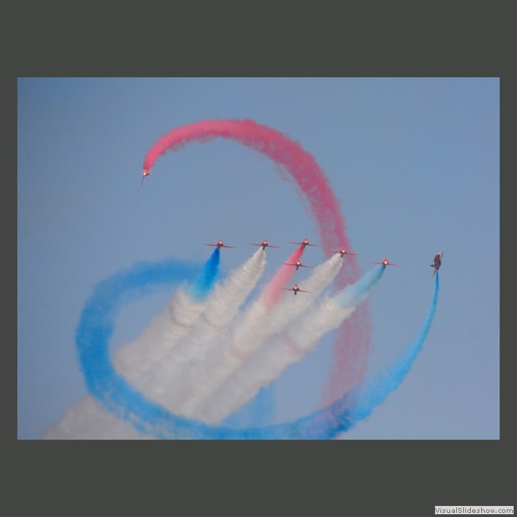 Intermediate Section Commended - Red Arrows by Ian Paisley